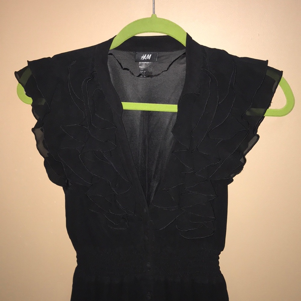 H&M v-neck black lace dress